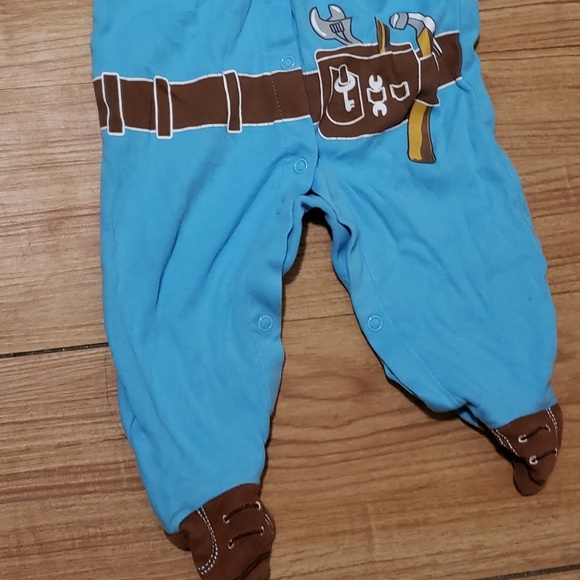 Handyman baby onsie button up costume - Picture 3 of 3